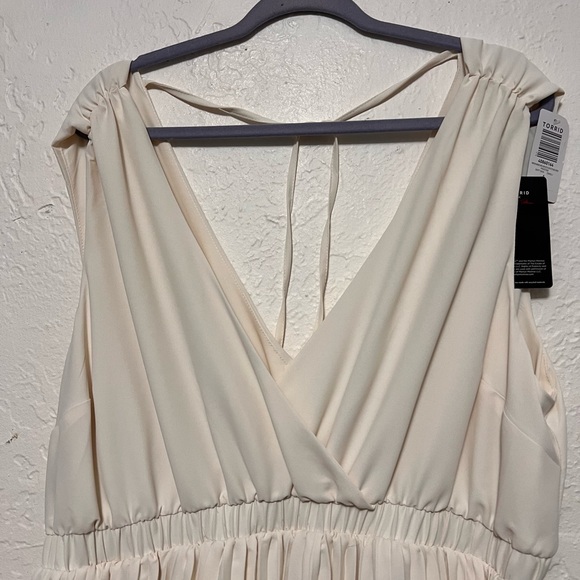 Torrid X Marylin Monroe White Midi Surplice Tie Back Dress BNWT Size 1 - Picture 3 of 12